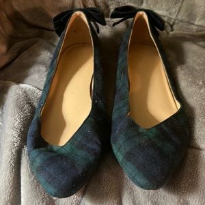 Talbots Plaid flats green/black and Navy plaid size 9